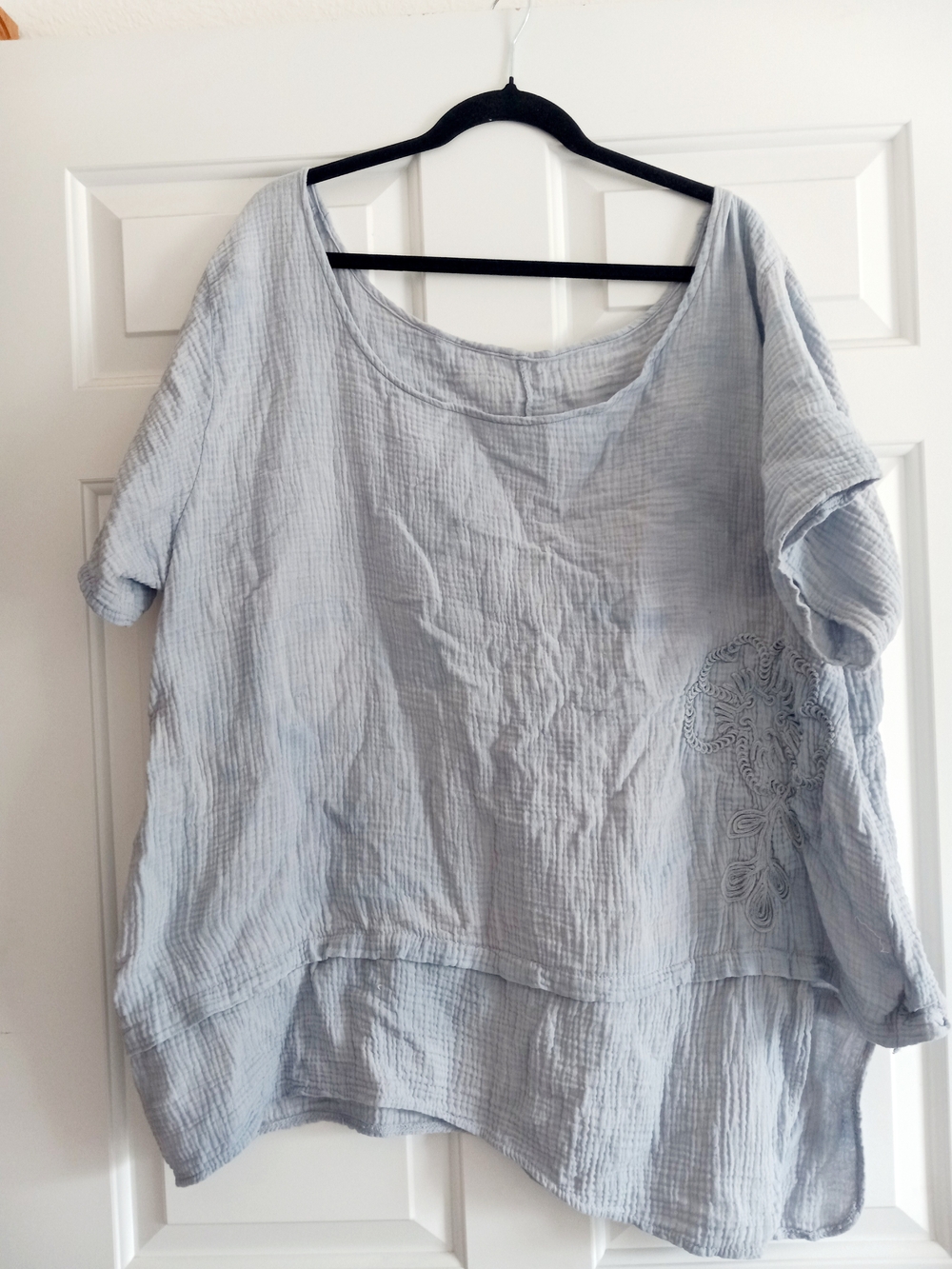 Made In Italy..Light Mixed Grey Cotton Women's Top with Embroidered Detail